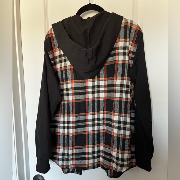 Unisex hooded flannel button up shirt - Picture 2 of 5